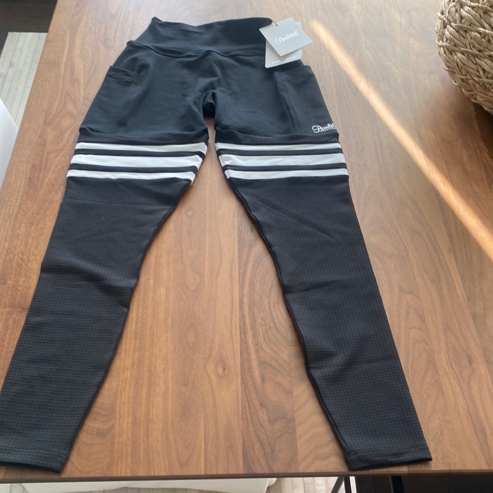 NIB NWT Bombshell Leggings Small